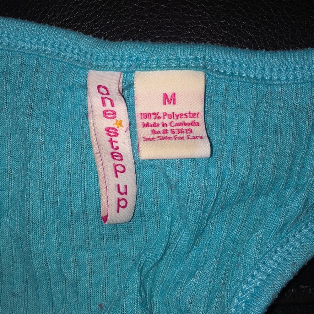 Tank top *5/$15* - Picture 2 of 3